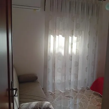 Apartment Queen House
